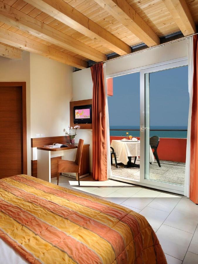 Hotel Bembo Bibione Ngoại thất bức ảnh